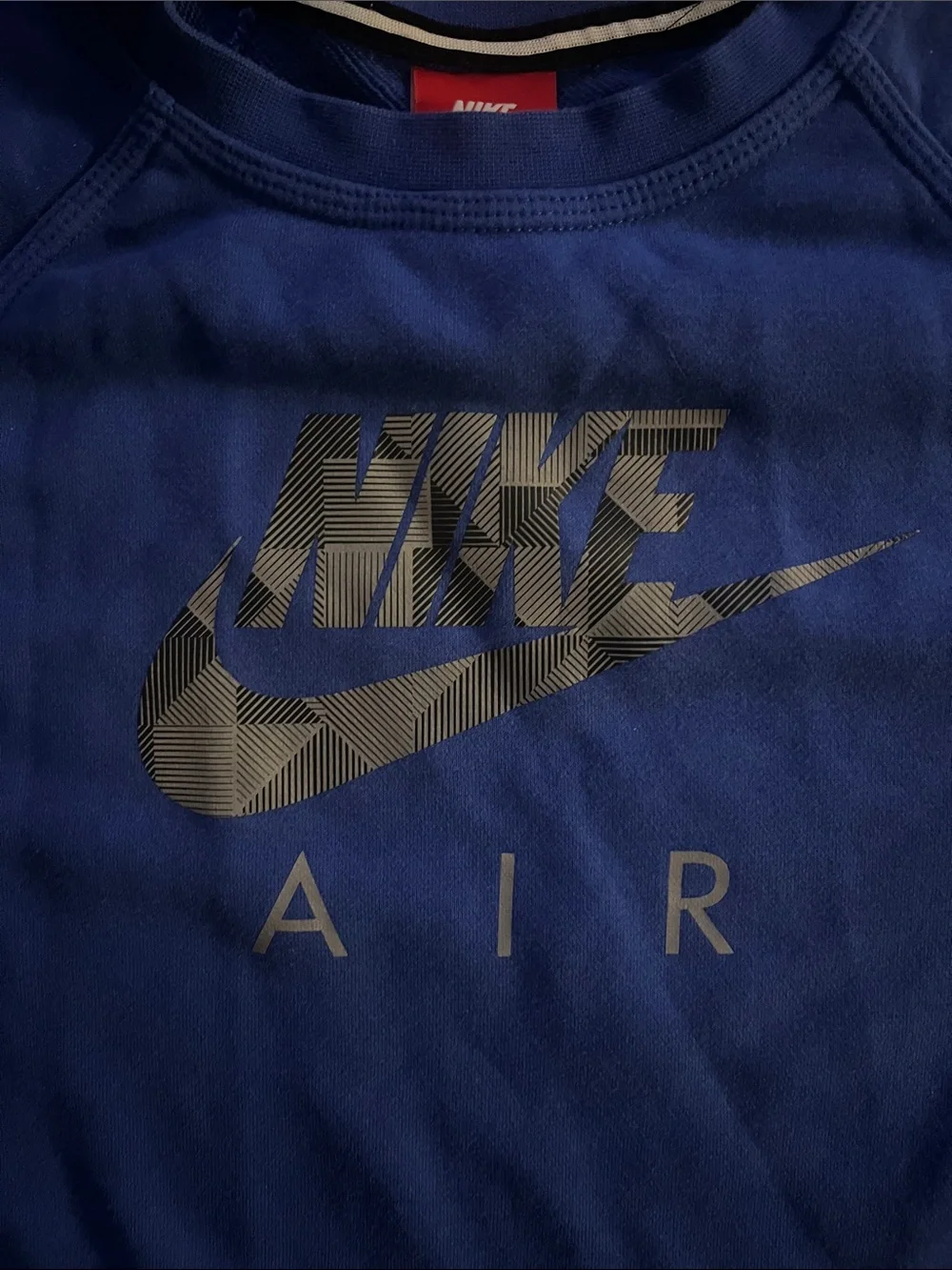 Nike Big kid boys Royal Blue Crewneck Sweatshirt with Reflective Nike Air Logo
